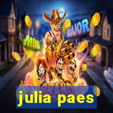 julia paes